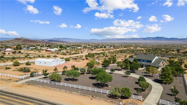 5930 N Bull Mountain Drive, Kingman, AZ 86409