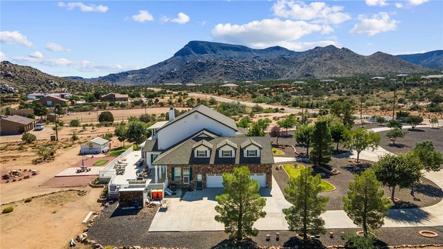 5930 N Bull Mountain Drive, Kingman, AZ 86409