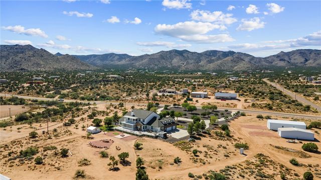 5930 N Bull Mountain Drive, Kingman, AZ 86409