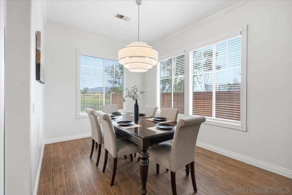 731 Dry Creek Dr, Chula Vista, CA 91914 — photo 5