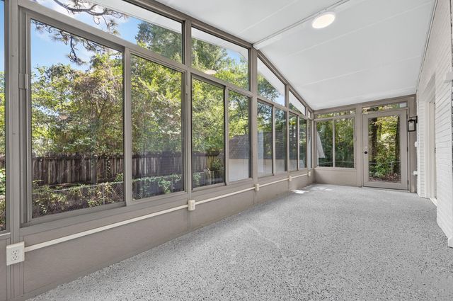 220 Edge Avenue, Valparaiso, FL 32580