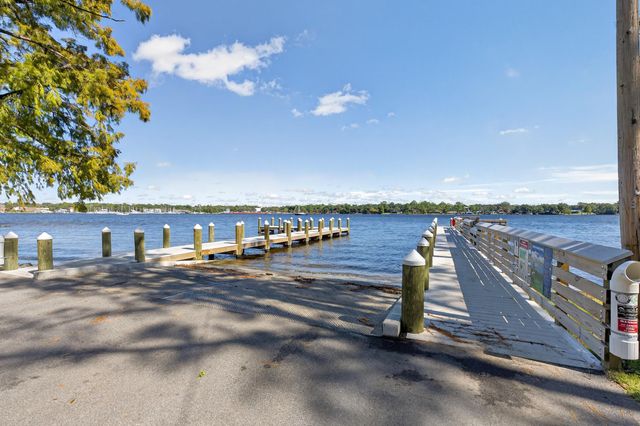 220 Edge Avenue, Valparaiso, FL 32580