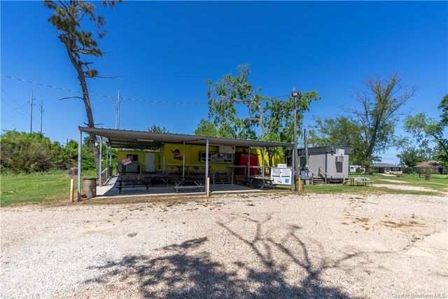 1411 E Houston River Road, Sulphur, LA 70663