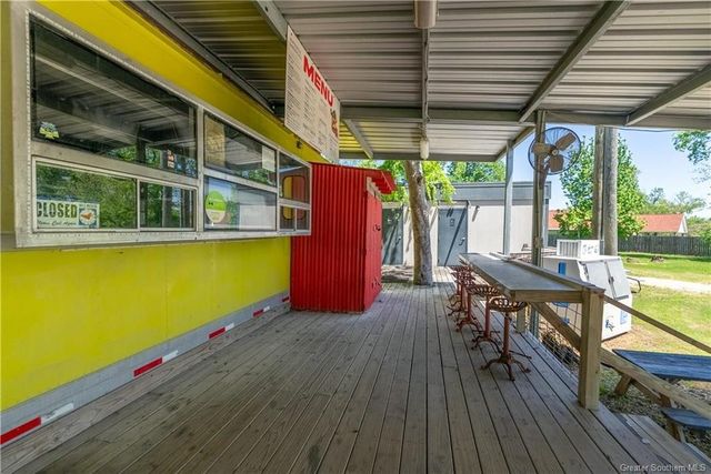 1411 E Houston River Road, Sulphur, LA 70663