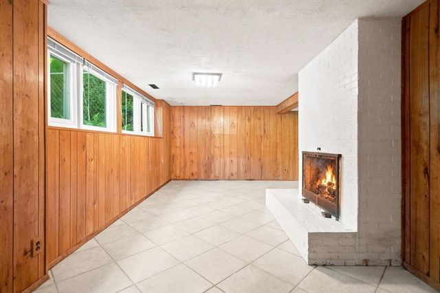 349 Pleasant Street, Framingham, MA 01701