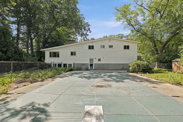 349 Pleasant Street, Framingham, MA 01701