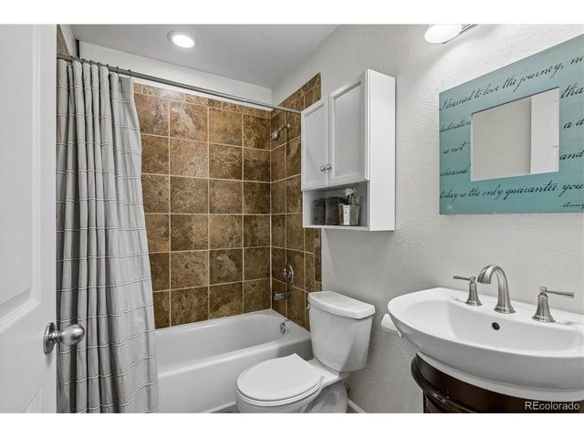 2888 Florence St, Denver, CO 80238