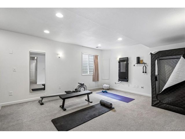 2888 Florence St, Denver, CO 80238