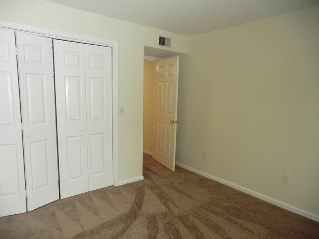 280 Hillsboro Pl, Nashville, TN 37215