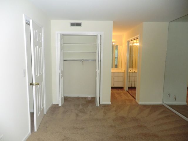 280 Hillsboro Pl, Nashville, TN 37215