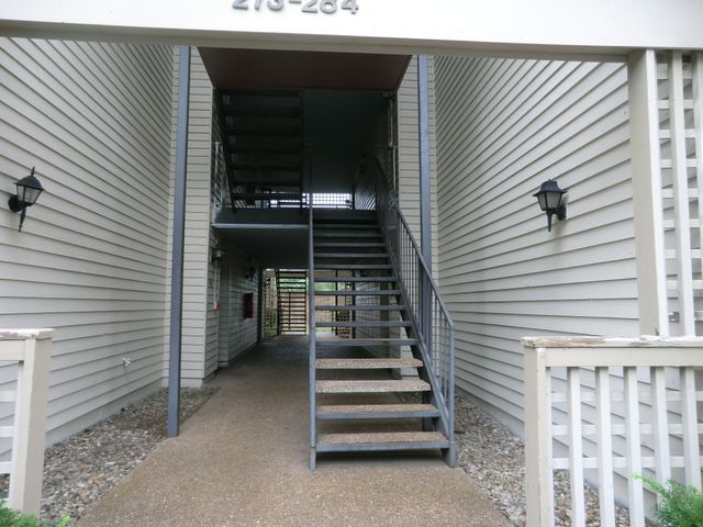 280 Hillsboro Pl, Nashville, TN 37215