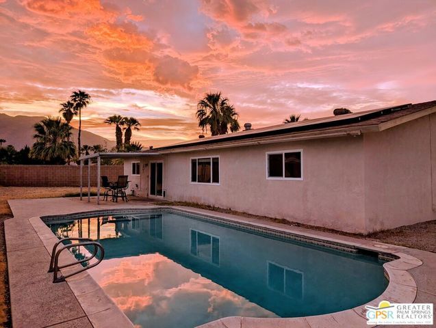 1181 E Estio Circle, Palm Springs, CA 92262