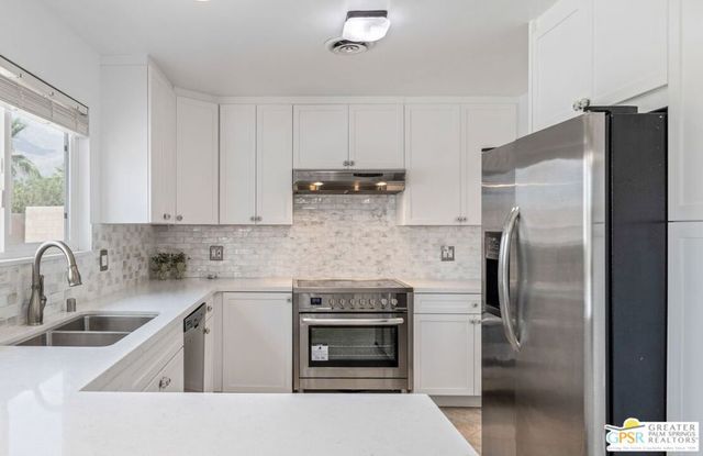 1181 E Estio Circle, Palm Springs, CA 92262