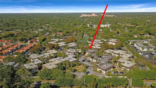 9394 SW 77th Ave F4, Miami, FL 33156