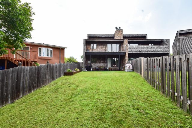 608 37th Avenue S, Moorhead, MN 56560