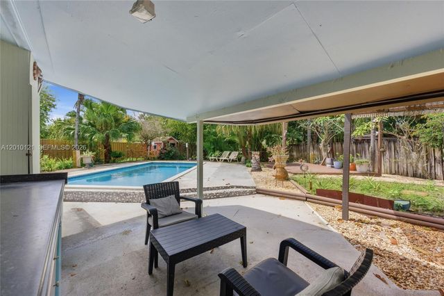 1118 NW 16th St, Fort Lauderdale, FL 33311