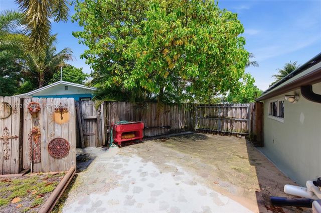 1118 NW 16th St, Fort Lauderdale, FL 33311