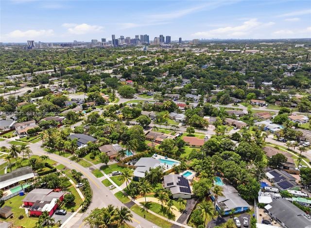 1118 NW 16th St, Fort Lauderdale, FL 33311