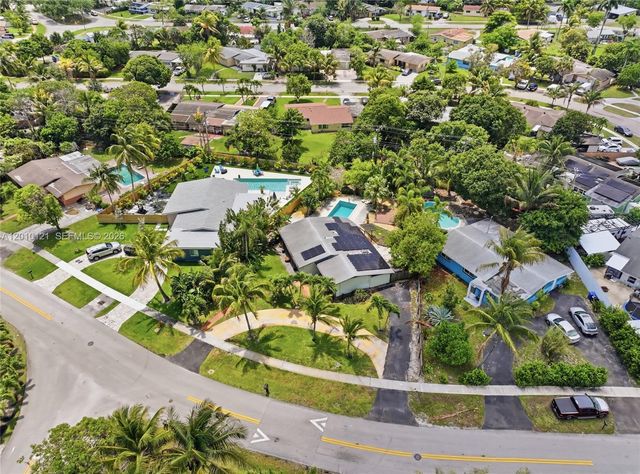 1118 NW 16th St, Fort Lauderdale, FL 33311