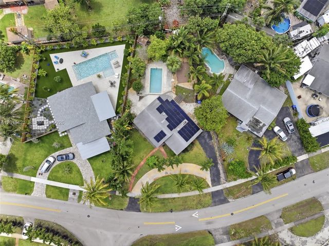 1118 NW 16th St, Fort Lauderdale, FL 33311