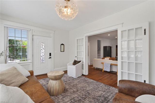 1108 Jamestown CRES, Norfolk, VA 23508