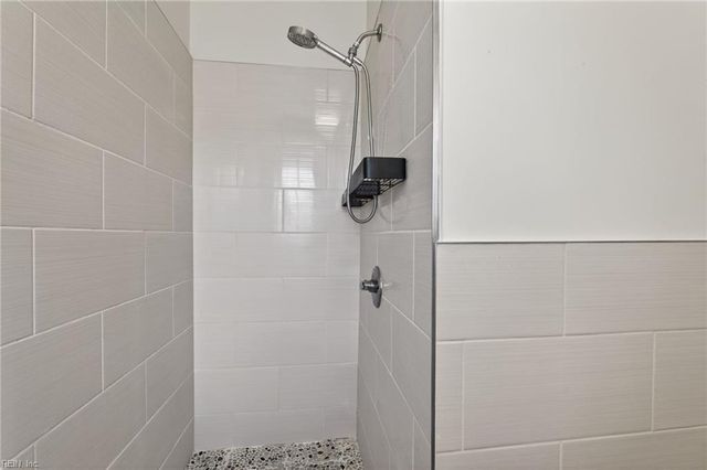 1108 Jamestown CRES, Norfolk, VA 23508