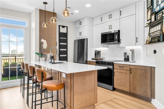 325 E Paces Ferry NE Road 2211, Atlanta, GA 30305