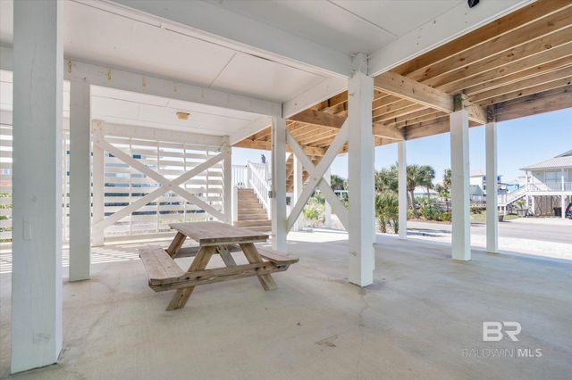 662 Morgantown Boulevard, Gulf Shores, AL 36542