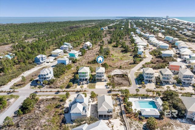 662 Morgantown Boulevard, Gulf Shores, AL 36542