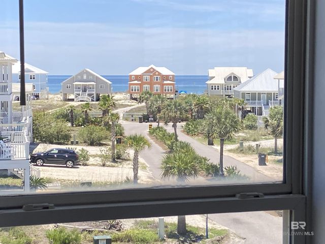 662 Morgantown Boulevard, Gulf Shores, AL 36542