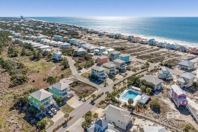 662 Morgantown Boulevard, Gulf Shores, AL 36542