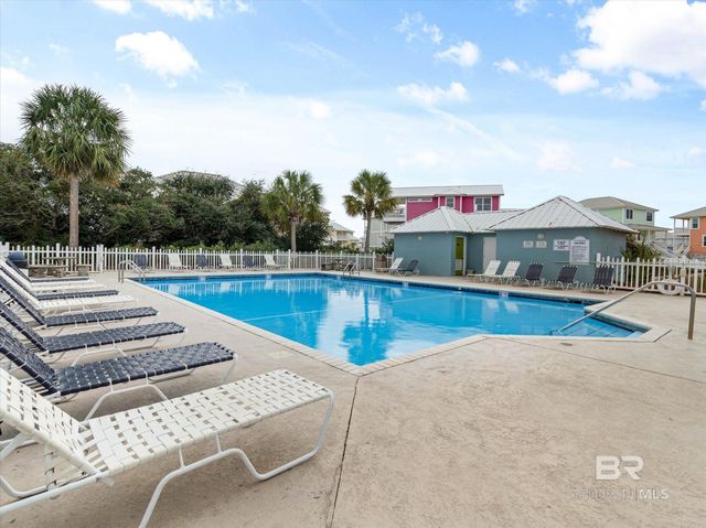 662 Morgantown Boulevard, Gulf Shores, AL 36542