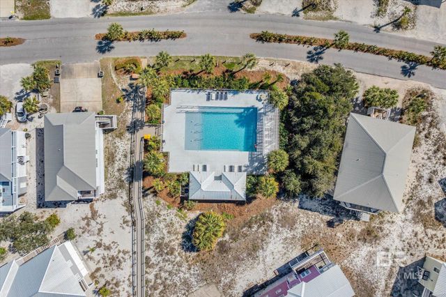 662 Morgantown Boulevard, Gulf Shores, AL 36542