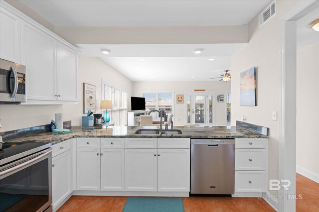 662 Morgantown Boulevard, Gulf Shores, AL 36542