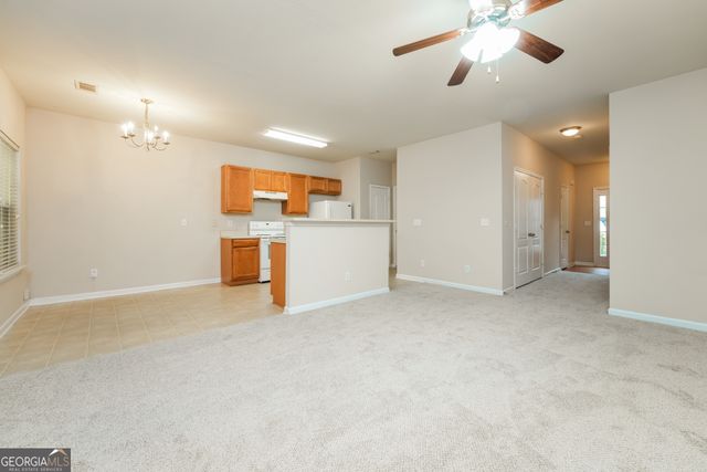 1259 Chinon Point, Lithonia, GA 30058