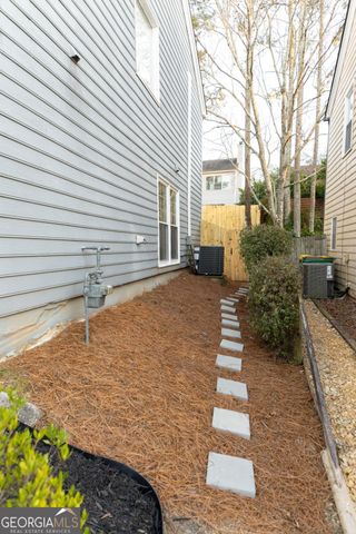 995 Westwell Run, Johns Creek, GA 30022