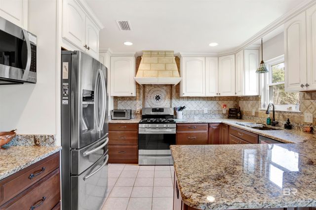 9040 Eagle Lane, Foley, AL 36535