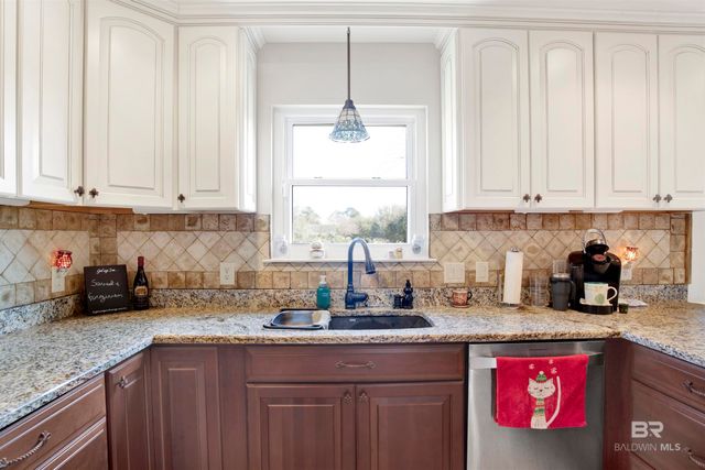 9040 Eagle Lane, Foley, AL 36535