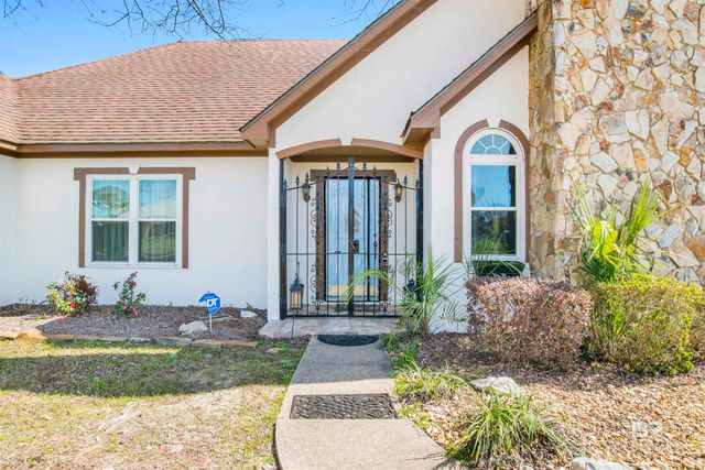 9040 Eagle Lane, Foley, AL 36535