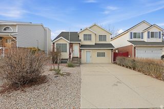 9156 S RIVER RIDGE DR, West Jordan, UT 84088