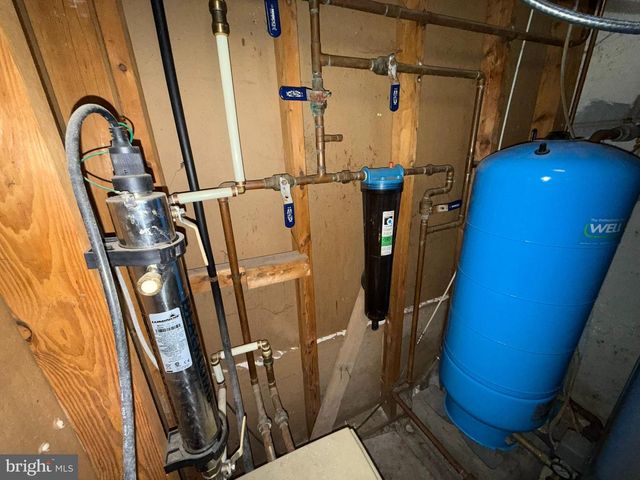 15 SHARON DR, Shermans Dale, PA 17090