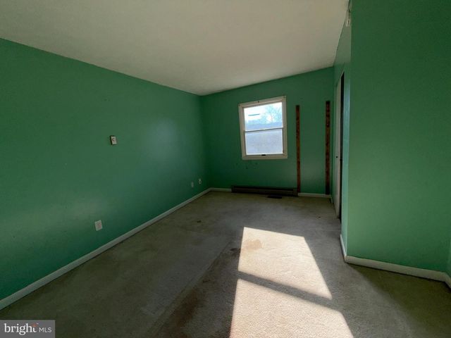 15 SHARON DR, Shermans Dale, PA 17090