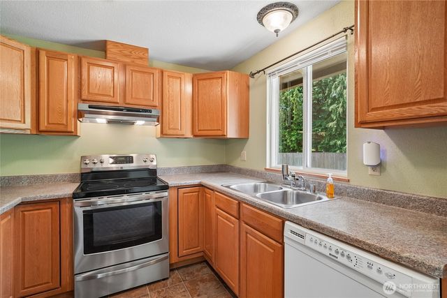 10516 52nd Avenue NE, Marysville, WA 98270