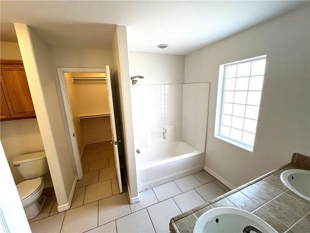 2341 Luzius Dr, Corpus Christi, TX 78418