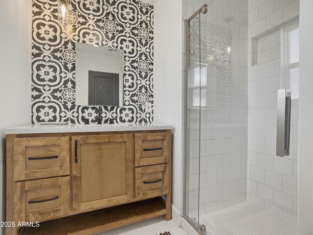 1314 W ELM Street, Phoenix, AZ 85013