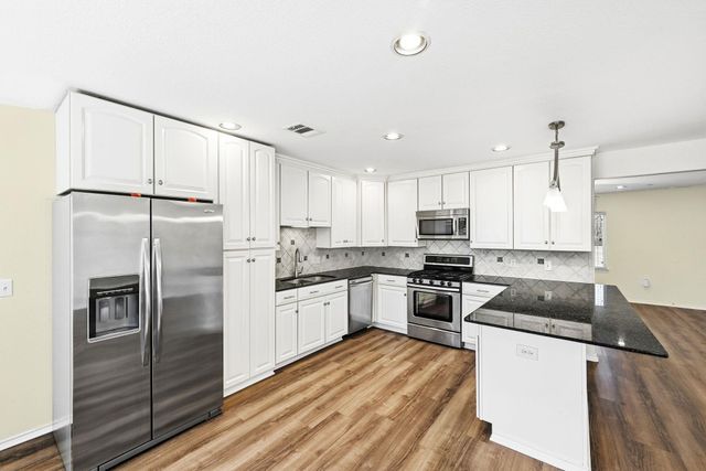 311 Harvard ST, San Marcos, TX 78666