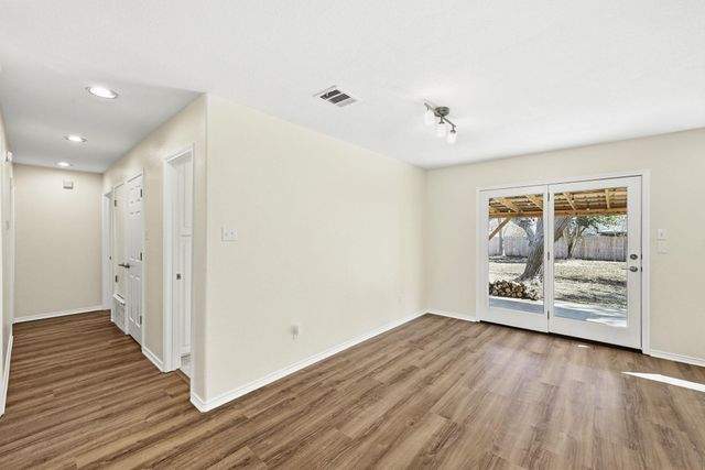 311 Harvard ST, San Marcos, TX 78666