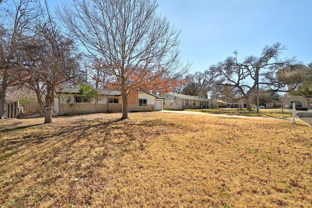 311 Harvard ST, San Marcos, TX 78666