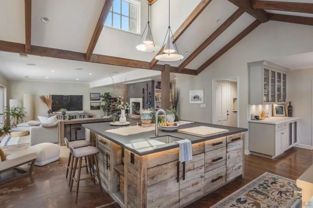 6011 Vista De La Mesa, La Jolla, CA 92037