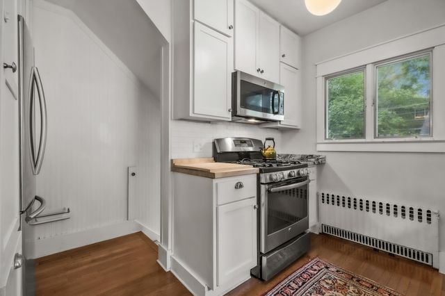 140 Fairview Avenue S, Saint Paul, MN 55105